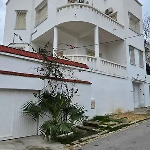 https://nomads-hostel-tunisia.tunis-best-hotels.com
