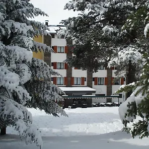 https://coma-bella.andorra-la-vella-hotels.net